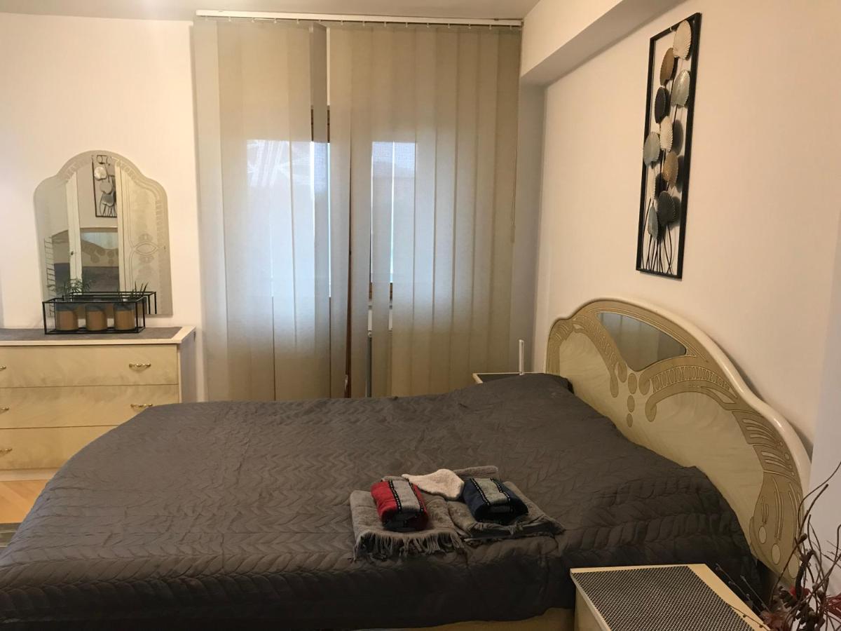 יאשי Danielle Apartament מראה חיצוני תמונה