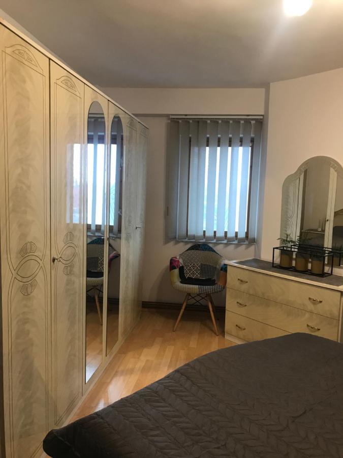 יאשי Danielle Apartament מראה חיצוני תמונה